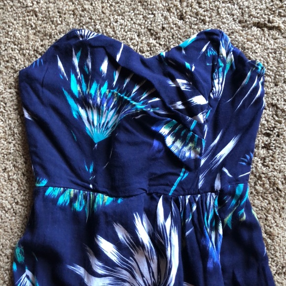 Blue strapless dress - Picture 2 of 8